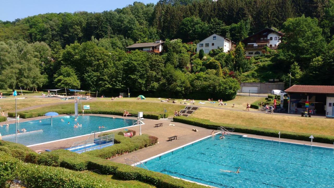 Ferienwohnung Rhododendron - Natur pur Kinderparadies Rotenburg an der Fulda Exterior foto