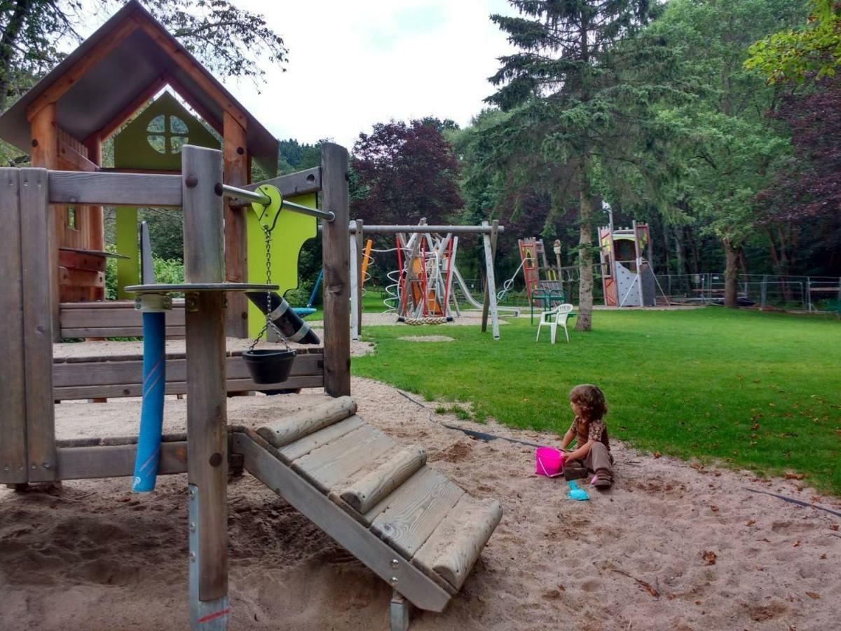 Ferienwohnung Rhododendron - Natur pur Kinderparadies Rotenburg an der Fulda Exterior foto